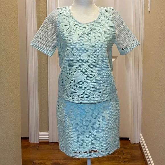 Gianni Bini 2 Piece Set: Mojito “A Winter’s Dream” Size Small Skirt & Top - Picture 2 of 10